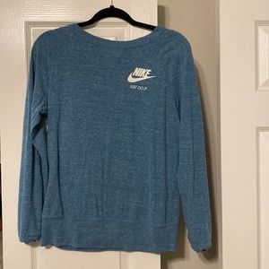Long sleeve Nike shirt - size M perfect condition